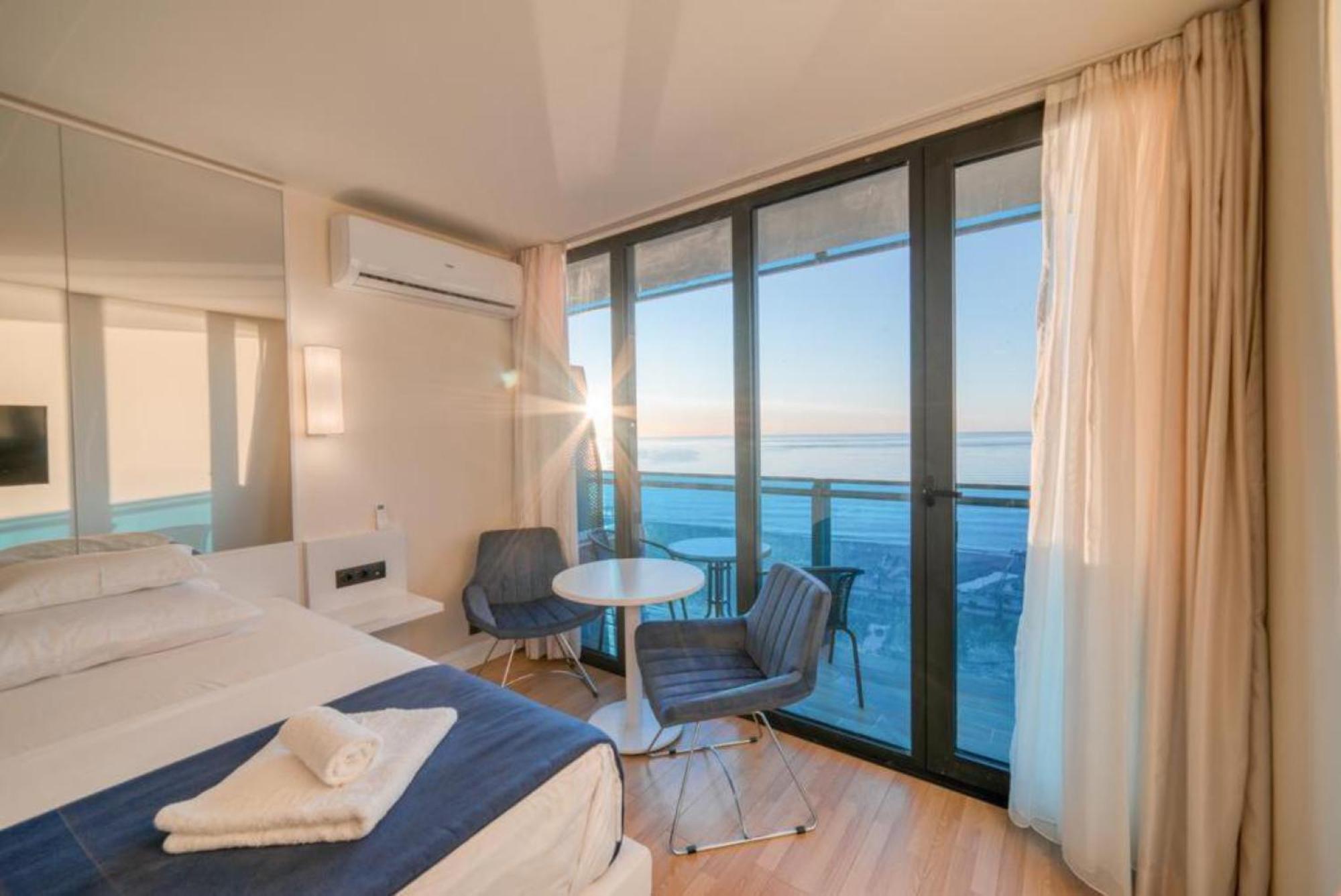 Sea View Orbi City Lejlighedshotel Batumi Eksteriør billede